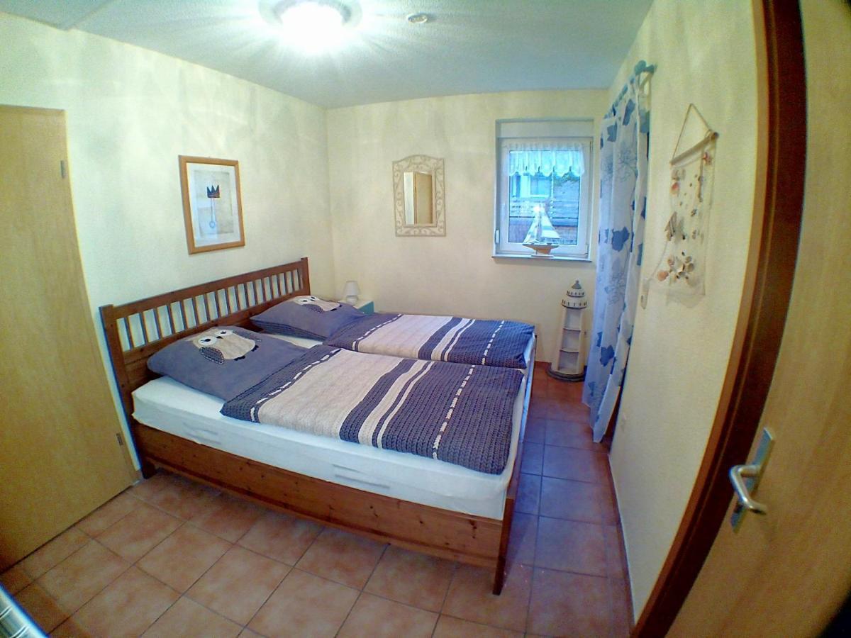 Ferienwohnung Yachthafen De Lorenzo คาโรลิเนนซีล ภายนอก รูปภาพ